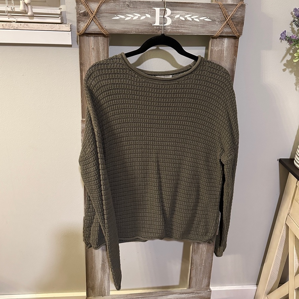 Universal Thread Dark Green Knit Sweater